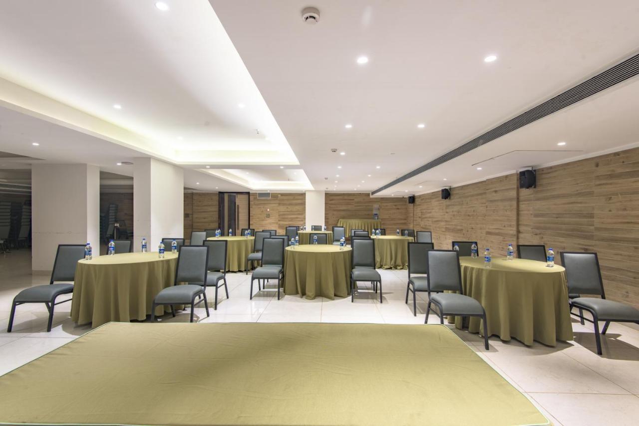 The Fern Residency Calangute-Baga, Goa Hotel Ngoại thất bức ảnh